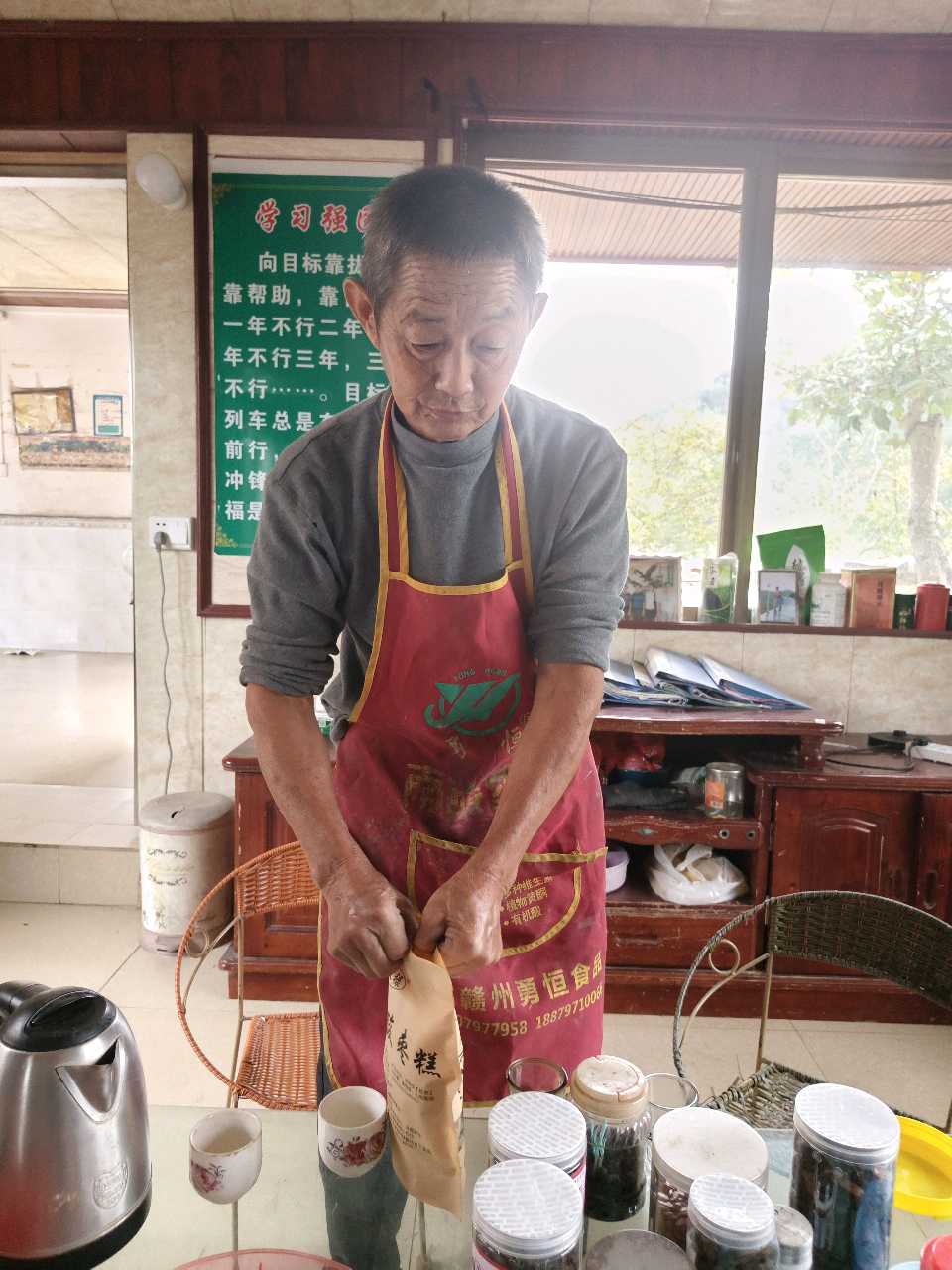 江西大余:解放湖畔袁糕香(图20)