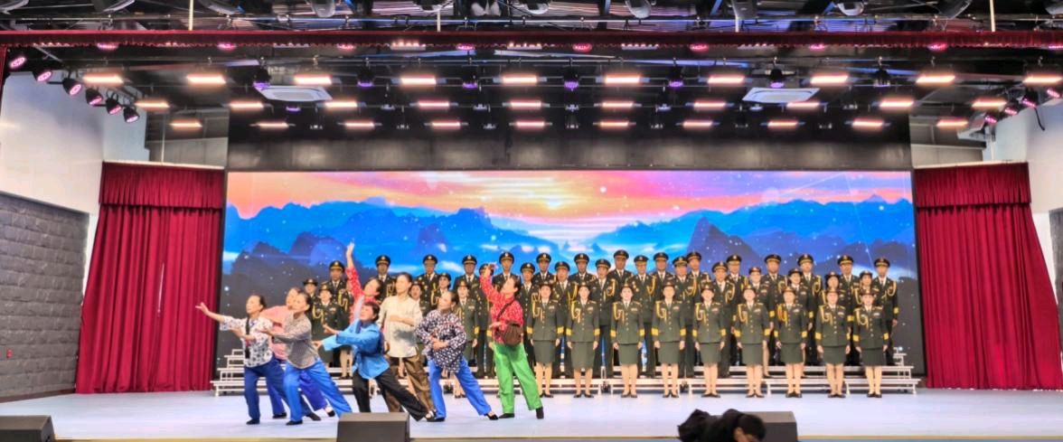 纪念红军长征胜利90周年书画作品展在京开幕(图5)