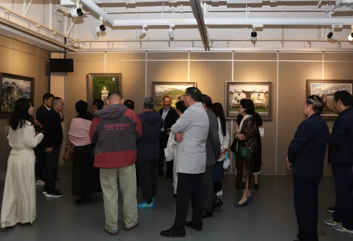 丹青绘峥嵘 薪火永相传——张振家长征油画展在合肥隆重开展(图10)