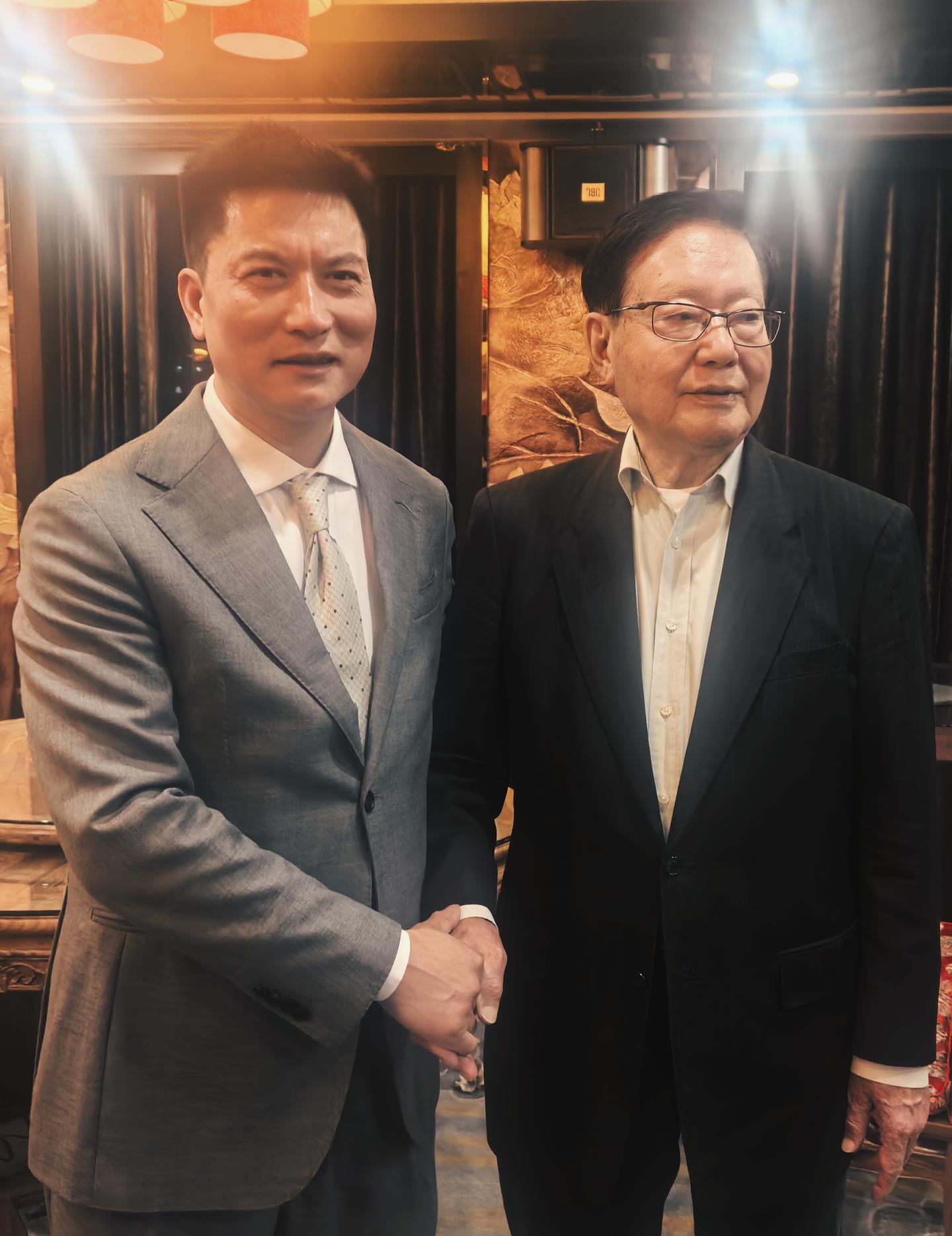 湖北省浙江商会执行会长吴时水先生应邀在北京开展商贸交流(图2)