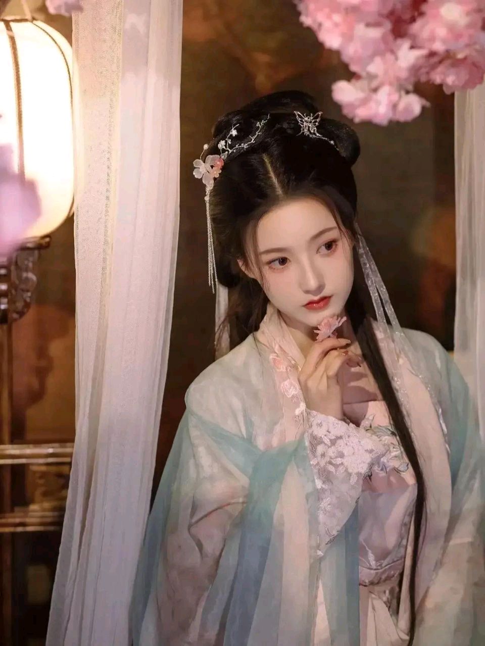 李静(辽宁丹东)五绝.深秋(新韵)等诗词七首(图8)