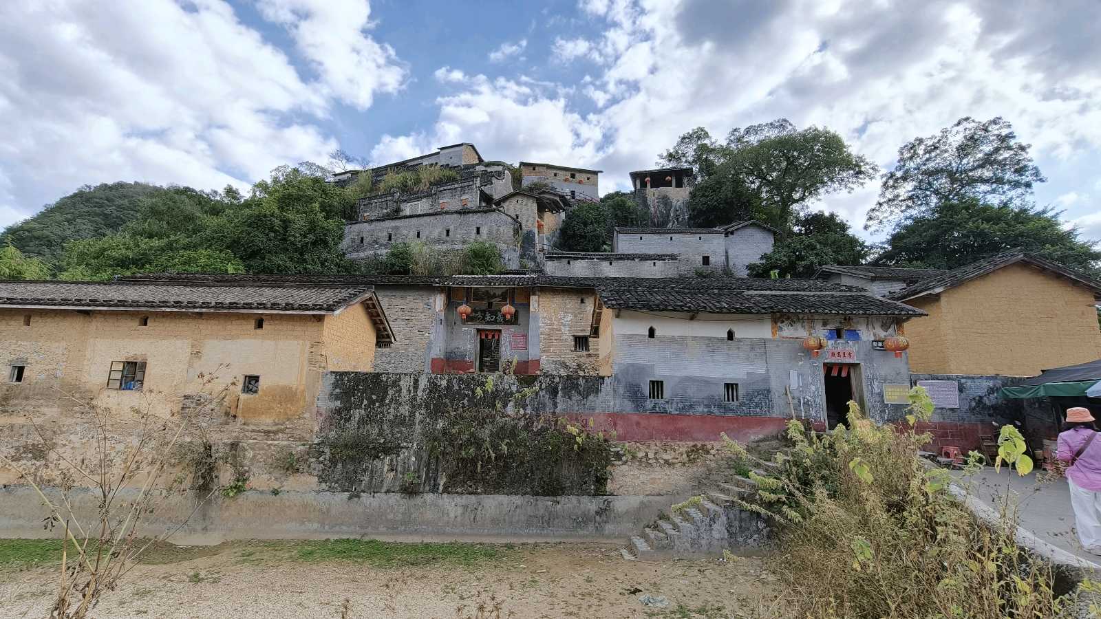 英西峰林千峰秀/文飚