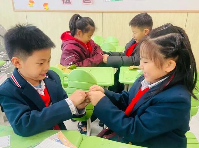 梁晓东《玩过的一种游戏》 作者：任学路（图7）