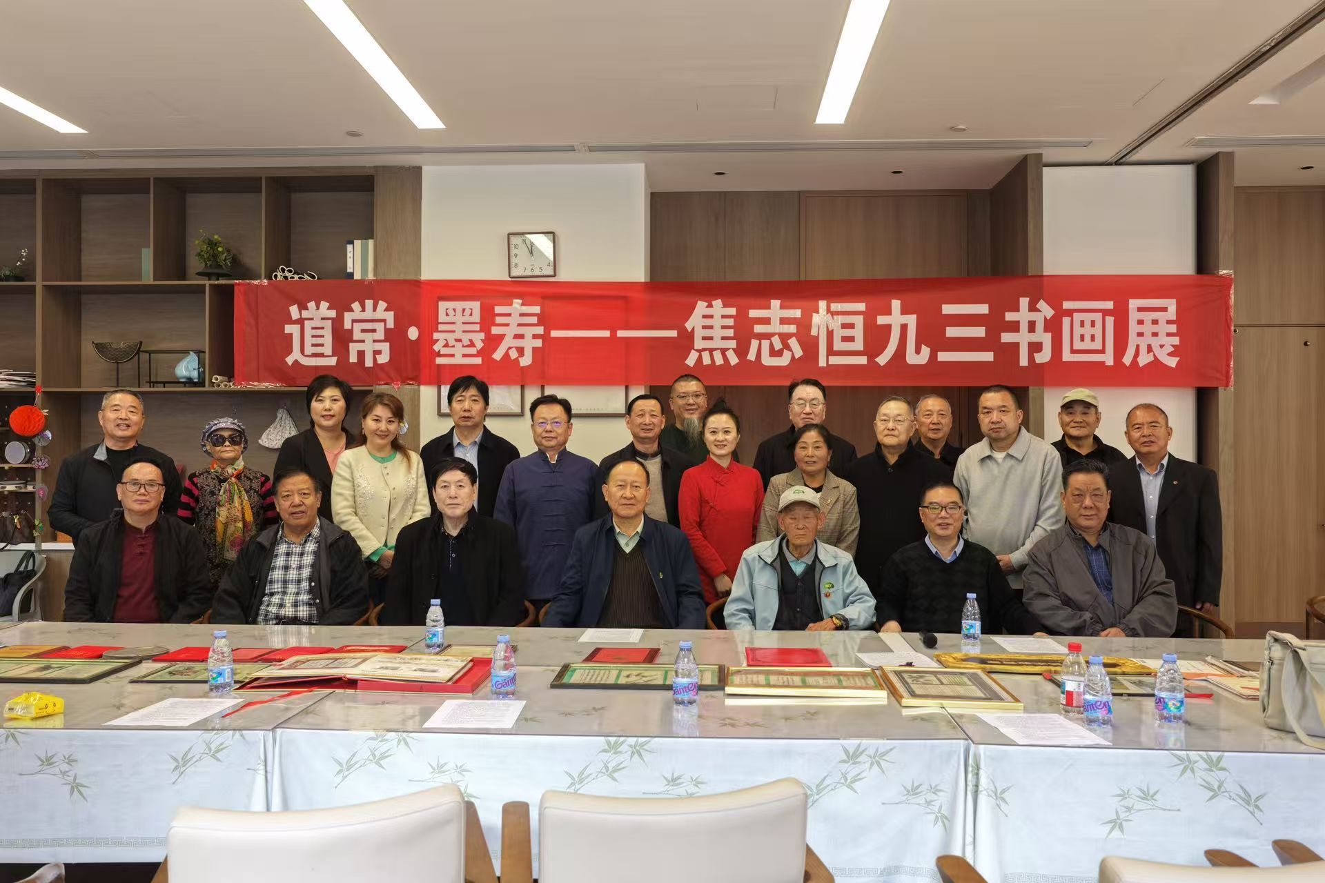 九十三载春华秋实 一管柔笔写尽情怀 道常•墨寿——焦志恒九三书画展开幕暨座谈会举行(图4)