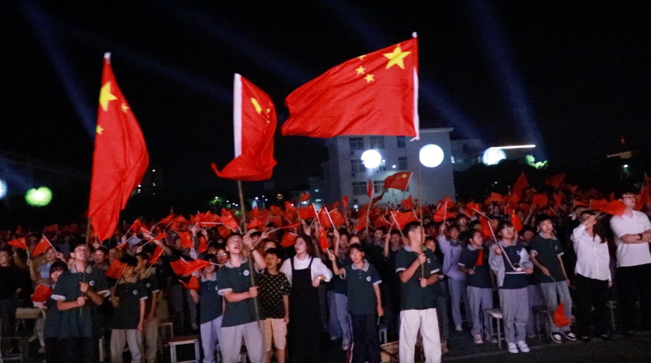 不唯分数：一所民办学校的“四季八节”育人实践