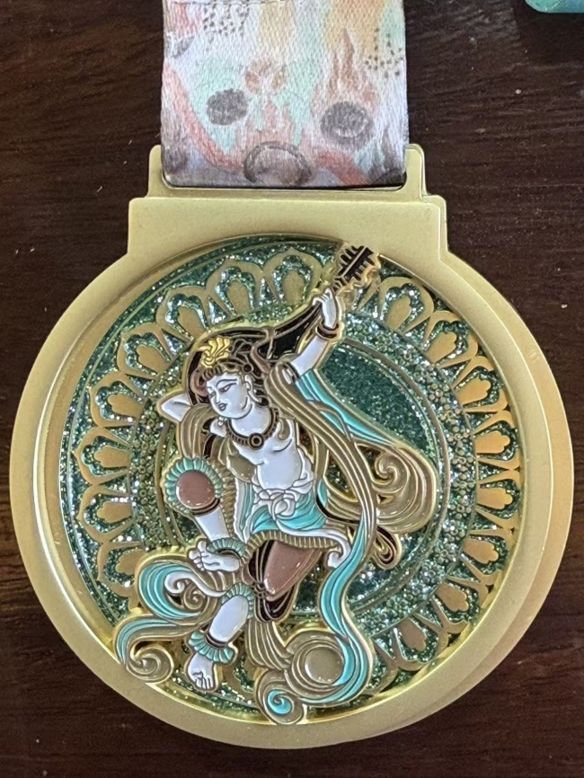 张亚雄雕刻汉白玉作品《净莲禅心》获飞天奖金奖入藏敦煌博物馆(图9)