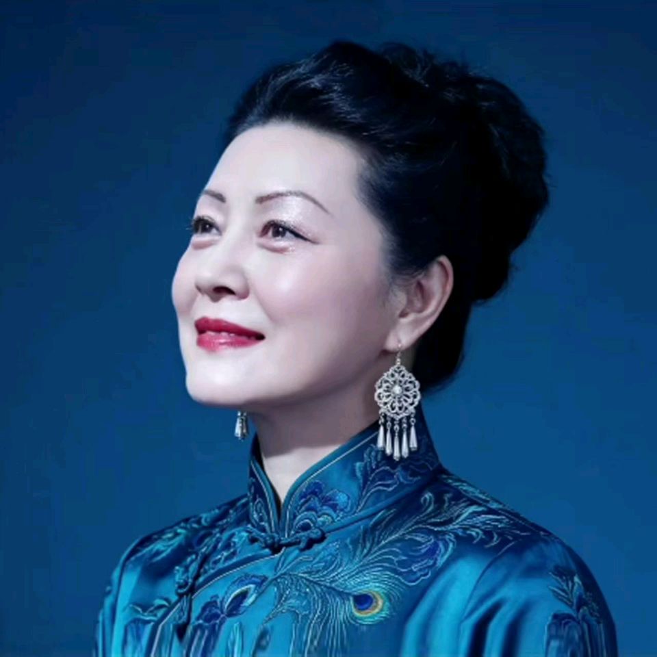 【新山东文学社】《中吕.山坡羊.贺蔺长永先生“海棠树下”诗文集付梓(通韵)》作者/刘云翠