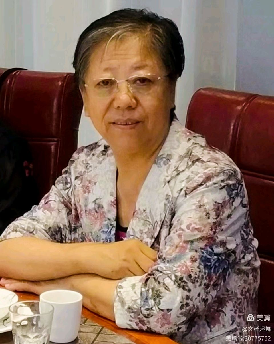 大连有声文艺||海珊散文《晚秋若梦》