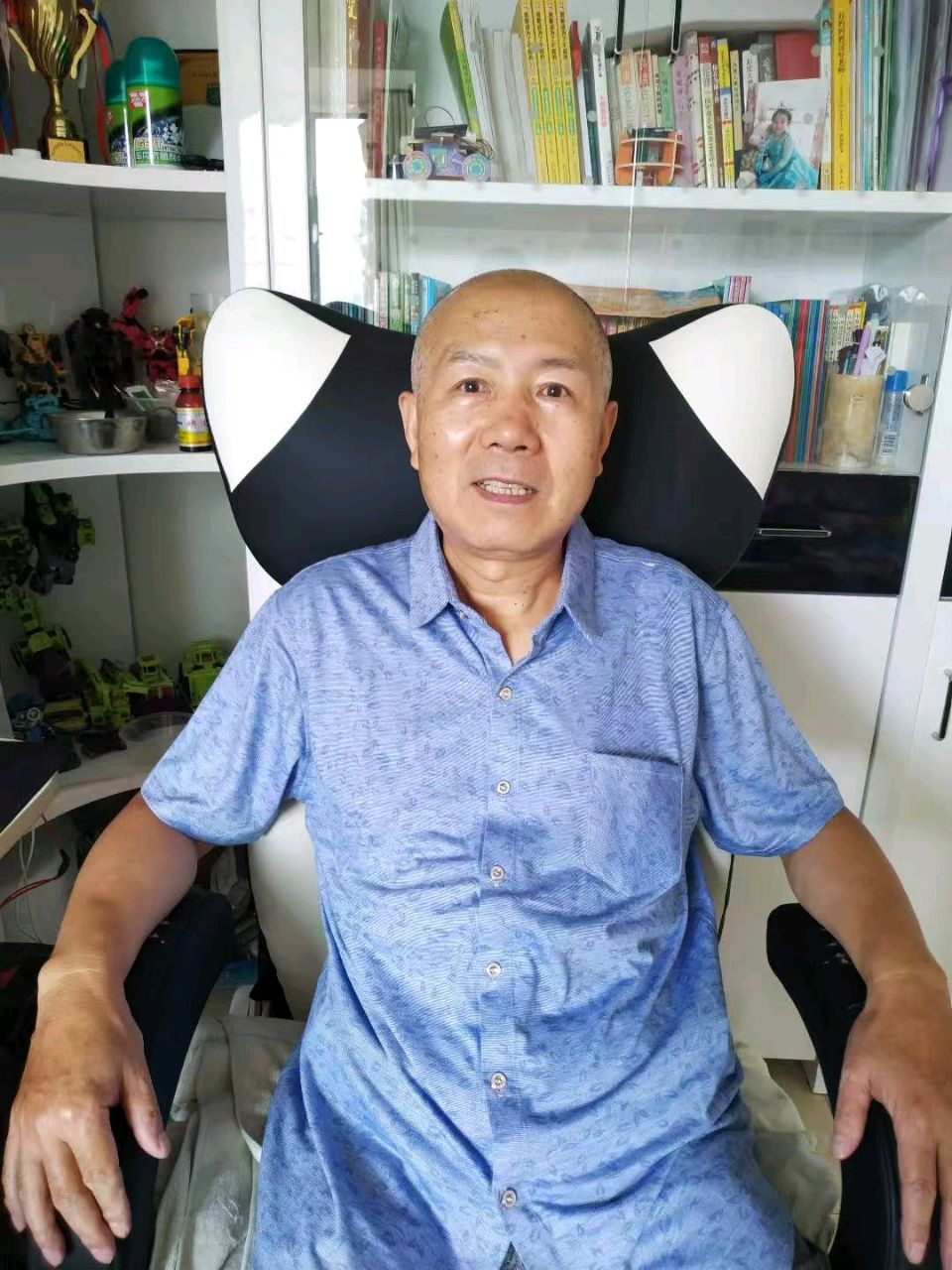 【中国诗人】文坛*【行香子～晚秋遣怀】 作者/冯毅多（兰州）（图8）
