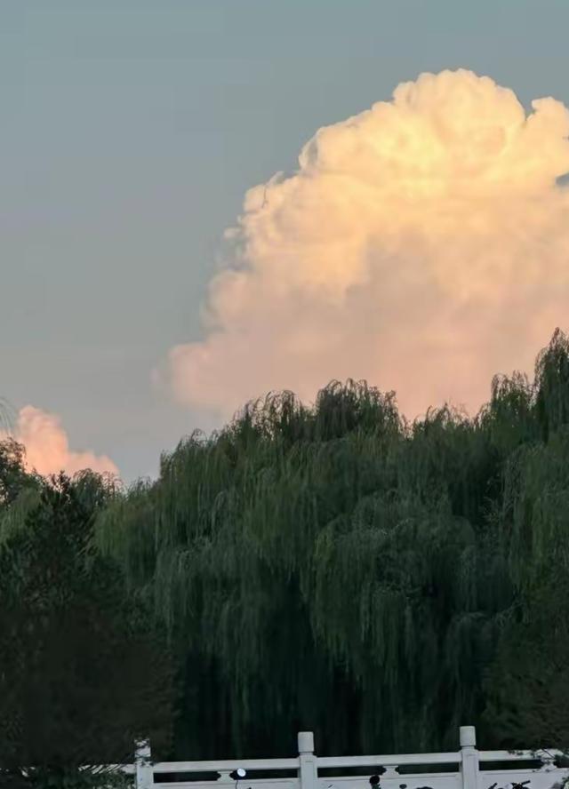 “老翁”云图奇观☁（图3）