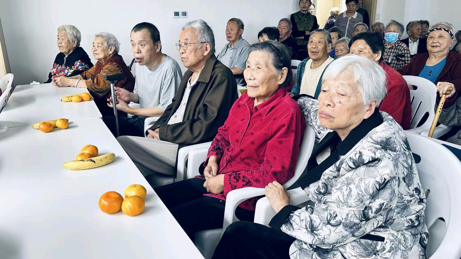岁稔秋浓又重阳 温情暖意护安康----安徽省蒙城县中医院养老公寓举办重阳节文艺演出活动(图5)