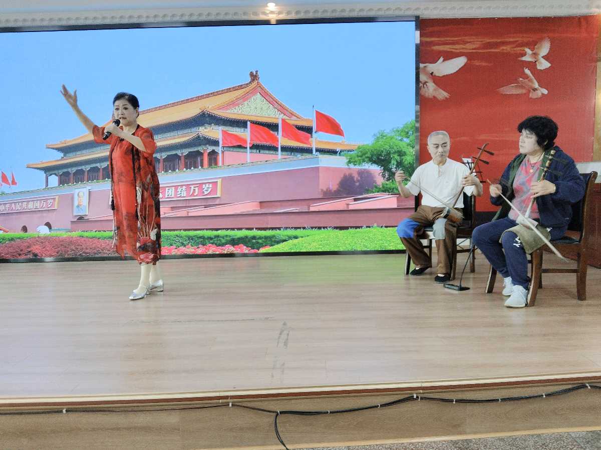 文建华文：【武穴市财政局组织老干部学习暨文艺汇演欢度重阳节】（图6）