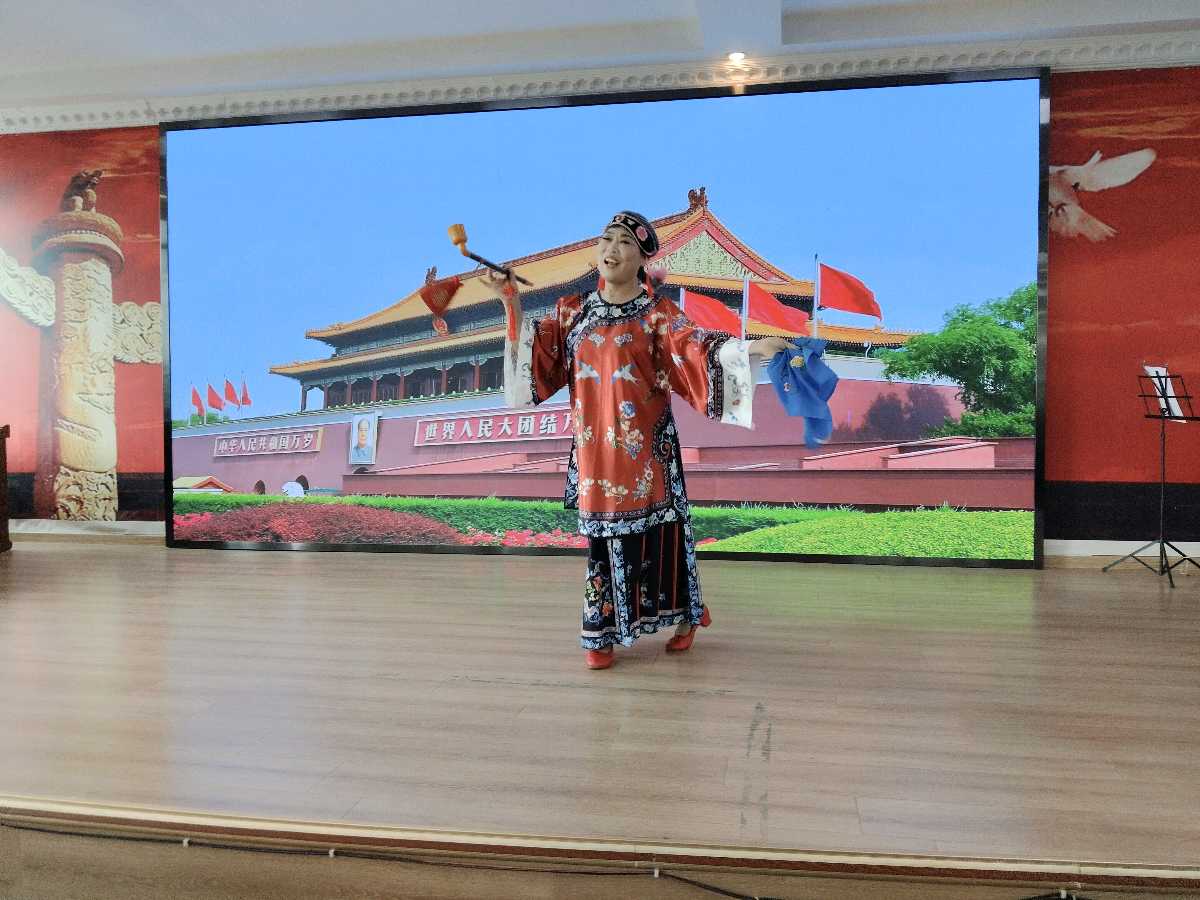 文建华文：【武穴市财政局组织老干部学习暨文艺汇演欢度重阳节】（图3）
