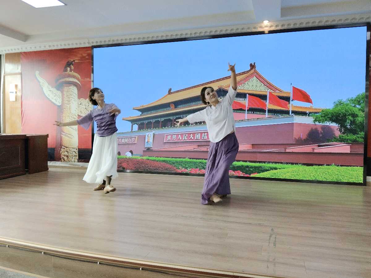 文建华文：【武穴市财政局组织老干部学习暨文艺汇演欢度重阳节】（图7）