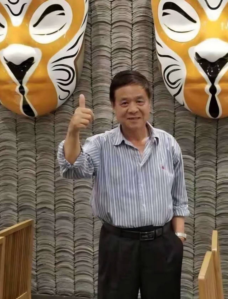 海外头条:《 宠物孽海忘情诗六首》作者: 保羅(澳大利亚)(图11)
