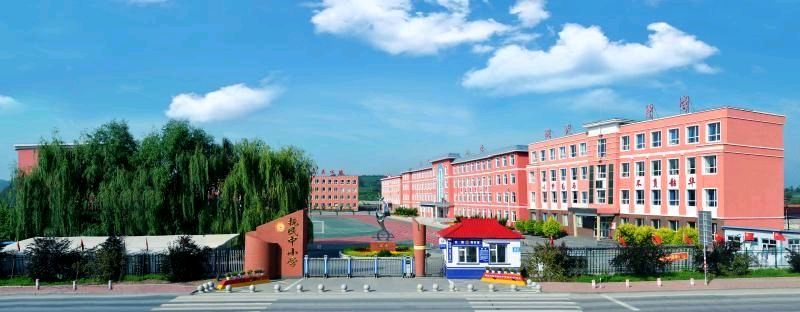 抚民中小学防震减灾疏散演练//申永志(图2)