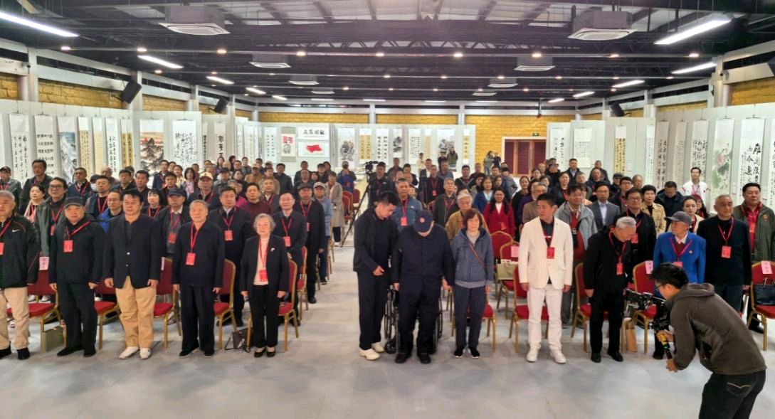 纪念红军长征胜利90周年书画作品展在京开幕（图3）