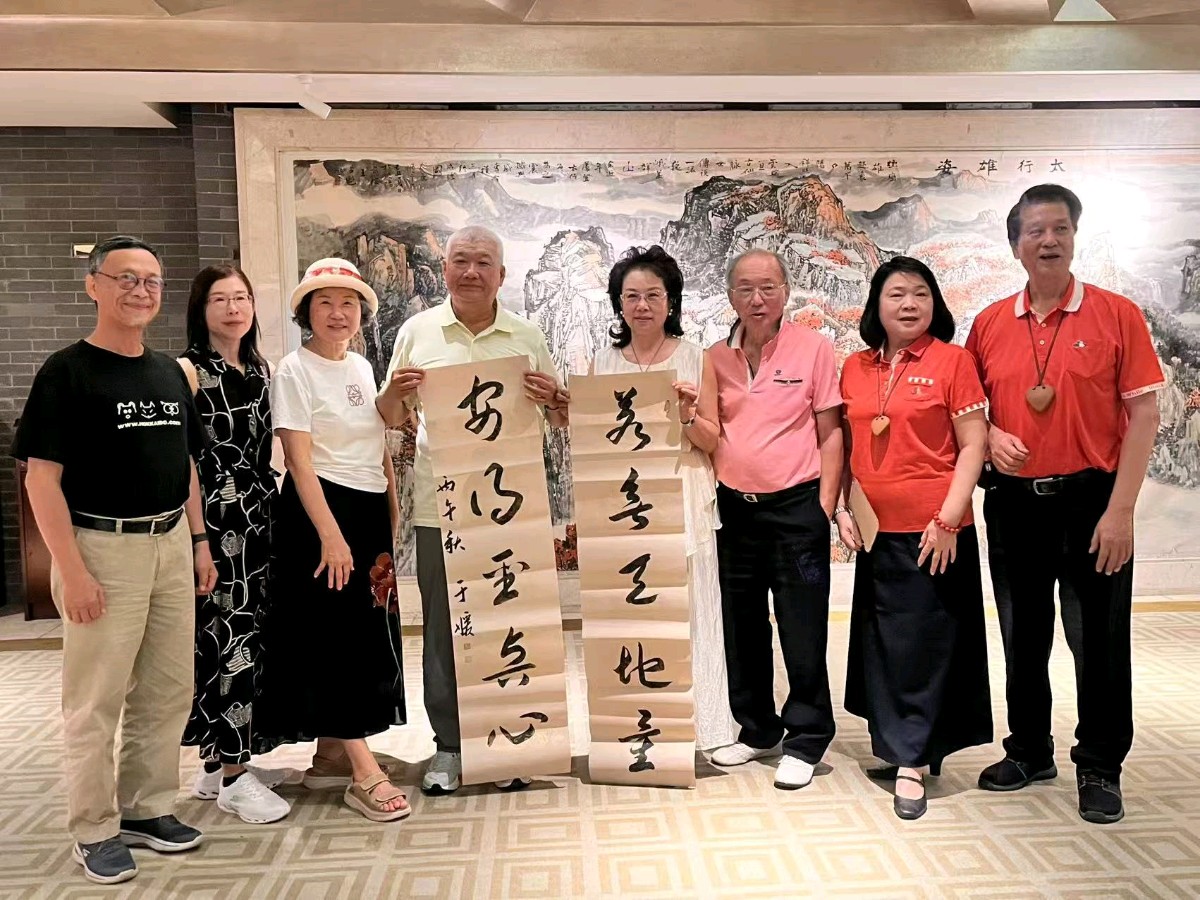 台湾著名诗人謝明辉先生專輯 (長安夜色夢回大唐) 第(141)期(图8)