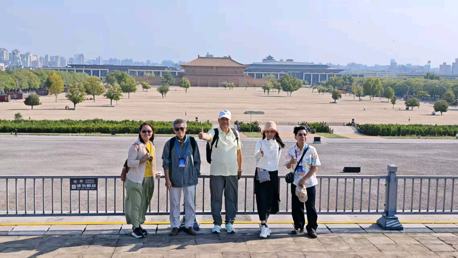 台湾著名诗人謝明辉先生專輯 (長安夜色夢回大唐) 第(141)期(图9)