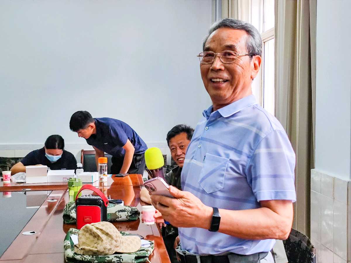 赓续长征红色血脉 永葆老兵奋进初心——平顶山市退役军人就业创业促进会开展纪念红军长征胜利90周年主题活动(图5)