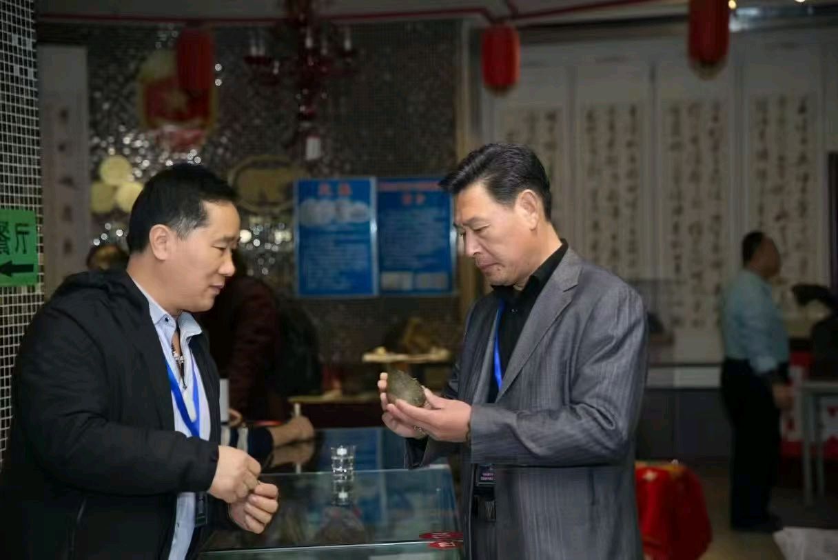 陨石奇石古玩在邯郸九鼎古玩城举办（图5）