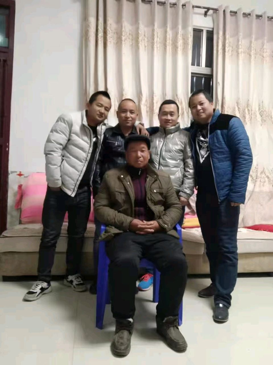 渭河滩上忆发小作者 黄振涛 都市头条-西安头条(图5)