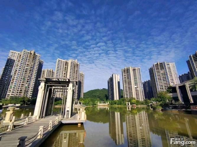 【秋诗】 富力秋晨：文/魏霞珍（陕西西安）（图3）