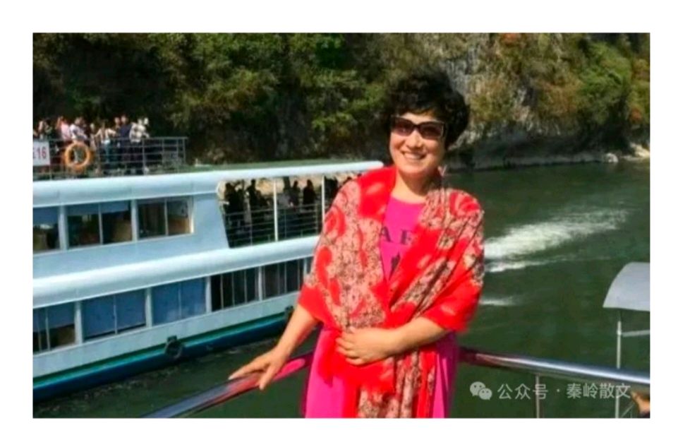 旭日东升//《一双鞋走出的七十七年一评王晓兰(我的二姐)》(图4)