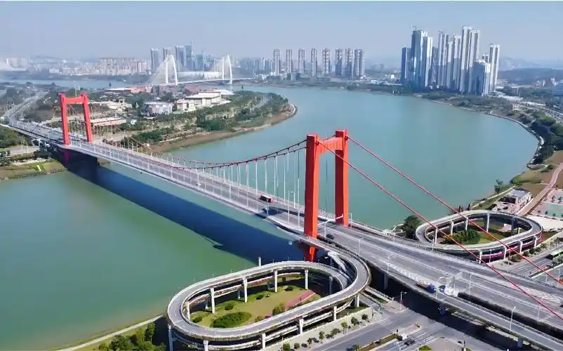 【七律】南宁大桥 文/隆光诚(图2)