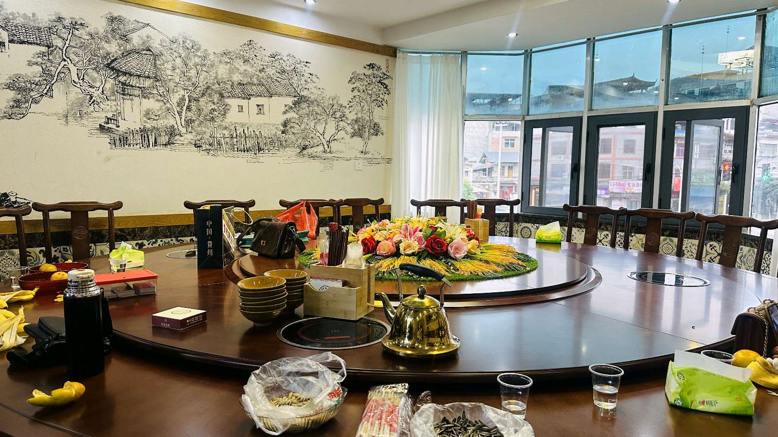乡贤荣归贺华诞 一缕烟火寄桑梓——知名乡贤陈求发返乡共庆城步七十华诞(图2)