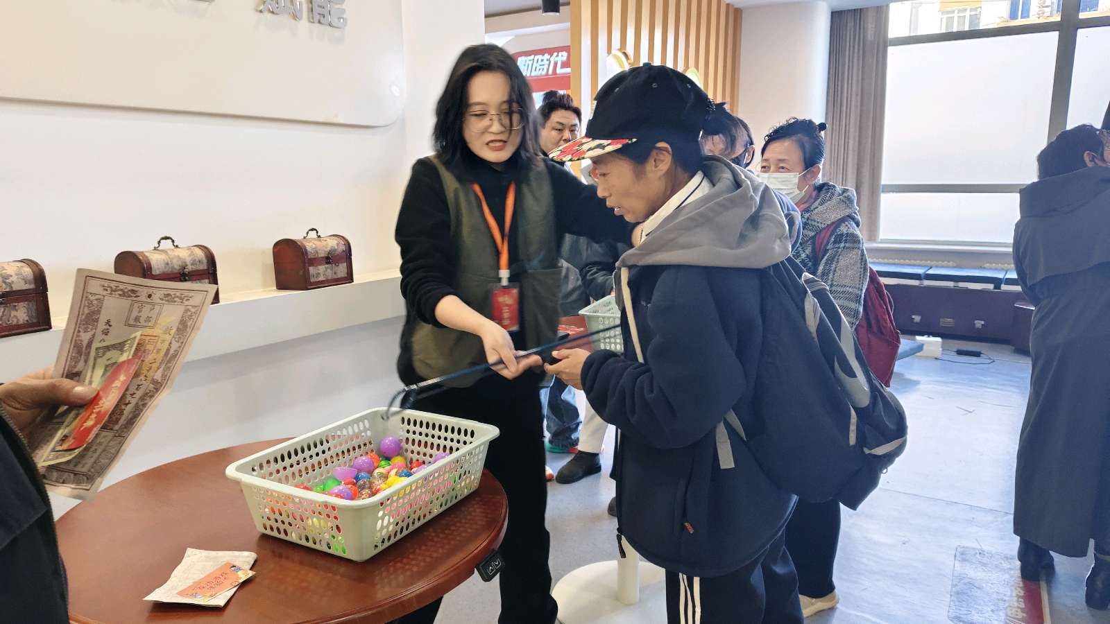 体验智能辅助器具 乐享“智汇”晚年生活(图7)