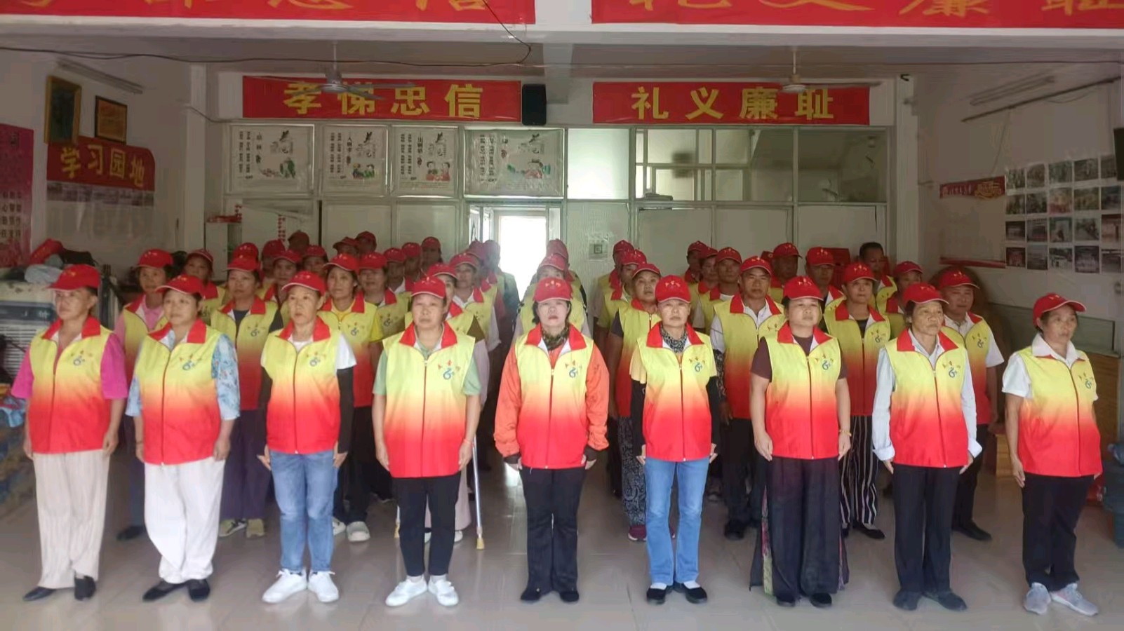 绿色宣传志愿行  惠民绿民暖民心