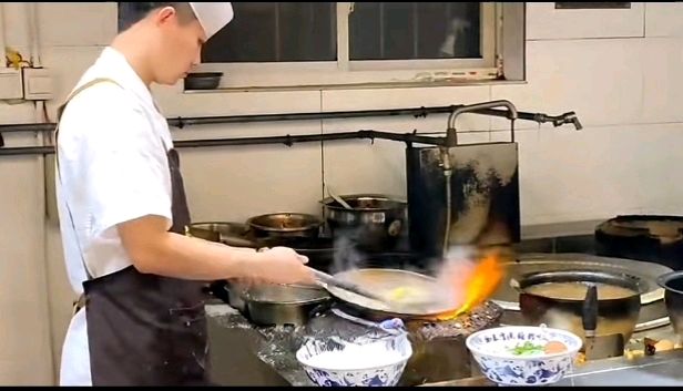 老兄弟的“局”：秋雨、泡馍与一场未注册的“俱乐部”︱作者王乃仁 中华诗经阁陕西分社（图12）