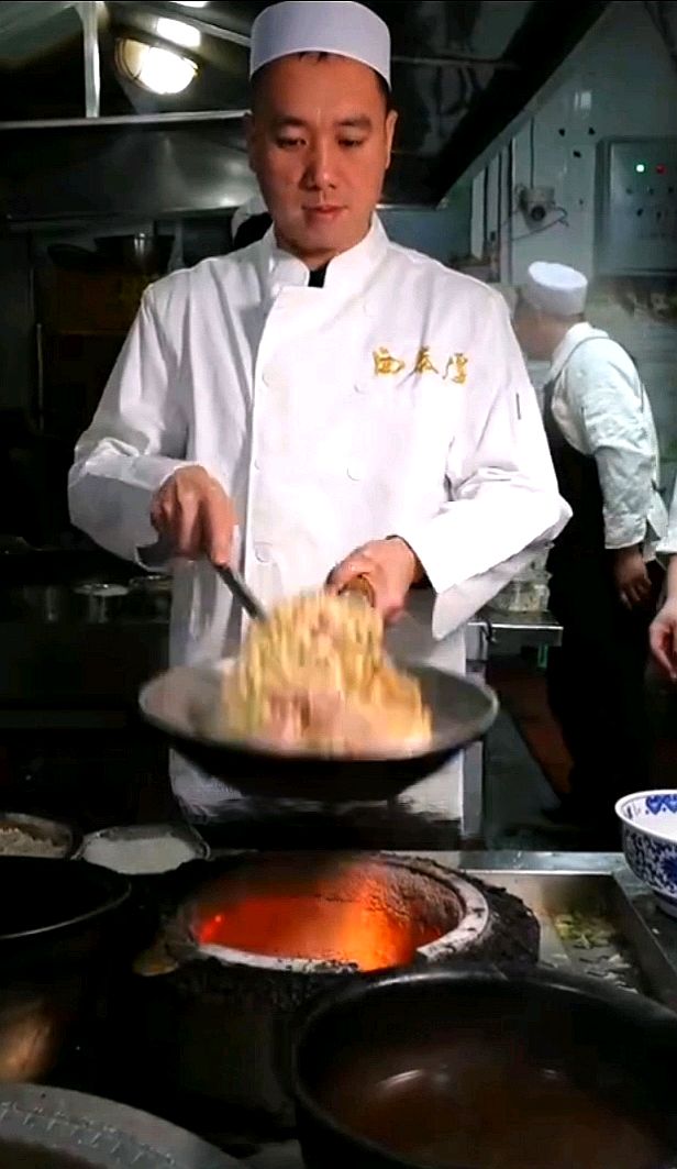 老兄弟的“局”：秋雨、泡馍与一场未注册的“俱乐部”︱作者王乃仁 中华诗经阁陕西分社（图19）