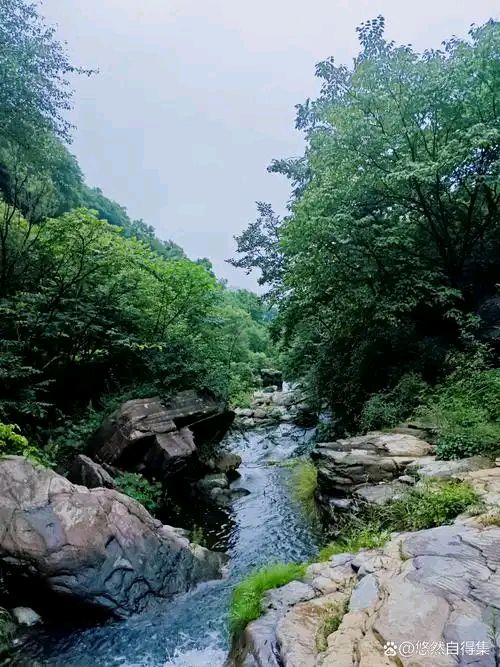 🇨🇳【中国诗人】第1841篇（名家风采）天平山深秋美景//作者:水云居士