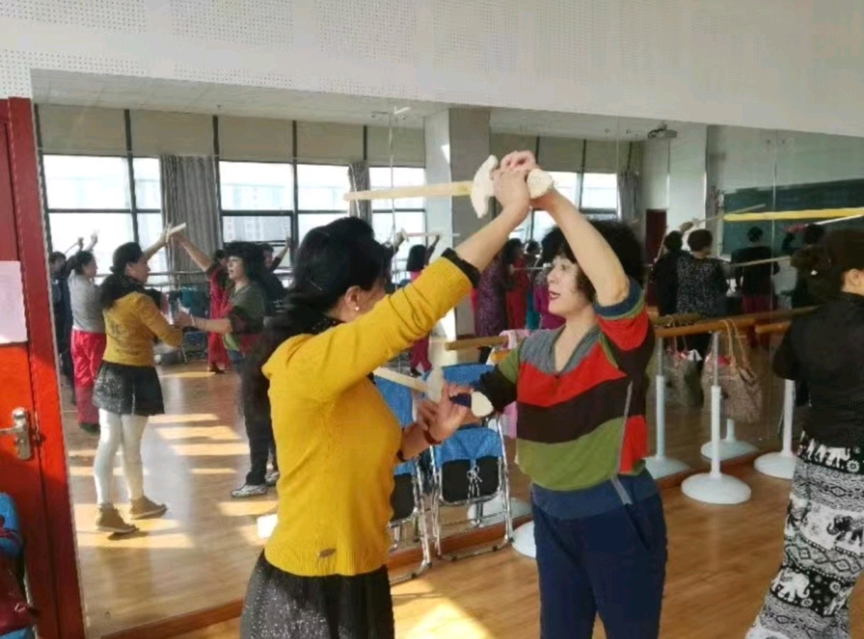 《春风琢玉》一位老艺术家对初心的坚守(图48)