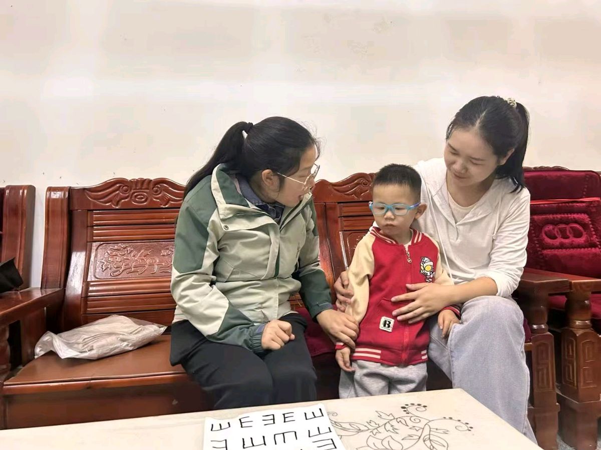 精准资助暖人心，入户走访护成长——商南县十里坪镇中心幼儿园开展“精准资助基层行”走访活动