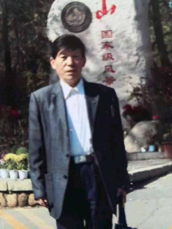 【荣耀中国】文学社*七绝《忆重阳》作者/孟宪龙(图4)