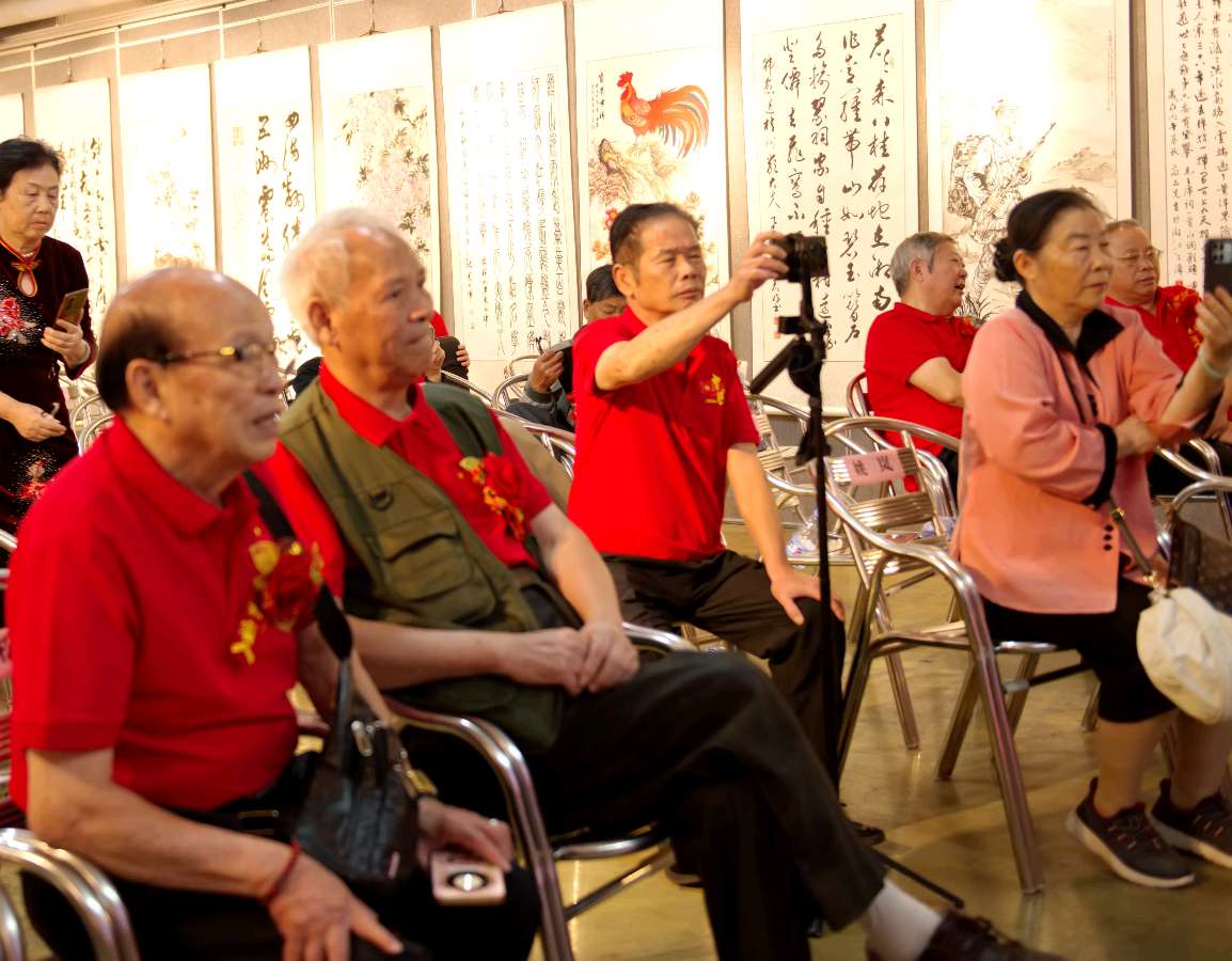 江山换彩苍穹灿-岁月存辉浩气芳∥桂林市纪念中国工农红军长征胜利90周年大型老少诗书画篆艺术展∥长征颂歌∥桂林北京头版头条(图150)