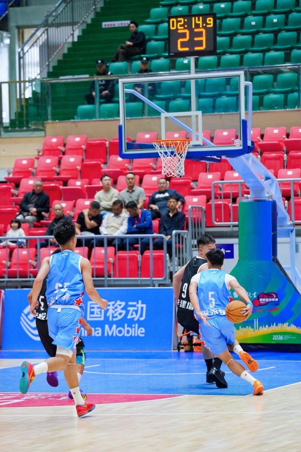 比分之外,篮球如何记住一座城——2026年云南省城市篮球联赛总决赛昭通赛区两日观察(图9)