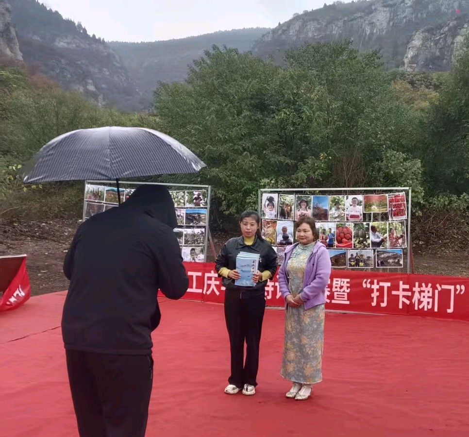 【北京头条】诗意梯门庆丰收｜高军（图8）
